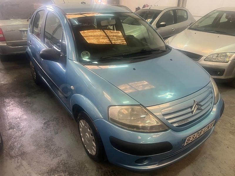 Usado Citroën C3 75 CV (55 kW) 2004 Azul Berlina