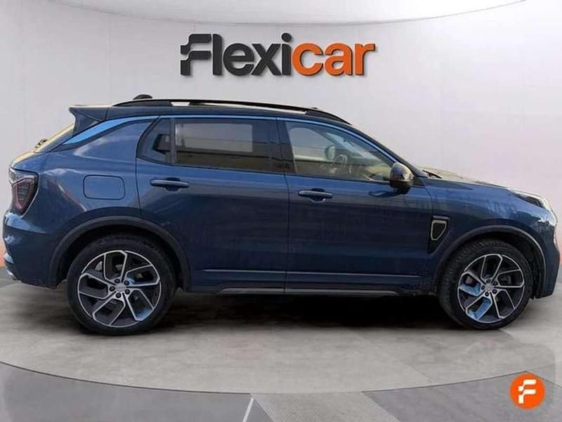 Usado Lynk & Co 01 261 CV (191 kW) 2022 Azul SUV