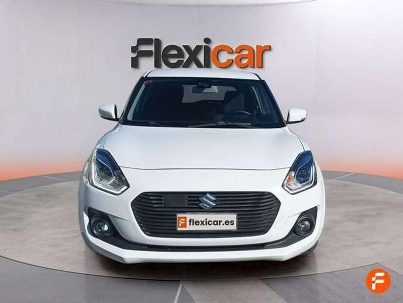Usado Suzuki Swift GLX 90 CV (66 kW) 2019 Blanco Utilitario