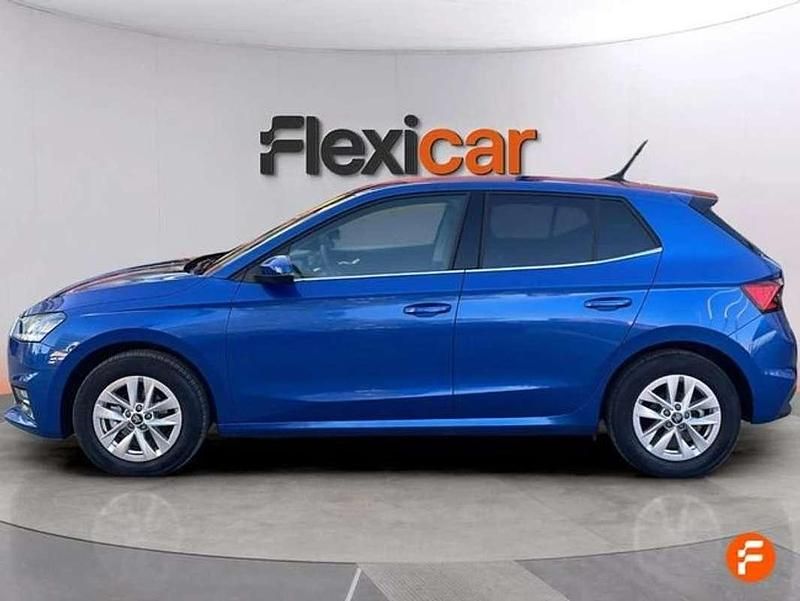 Usado Skoda Fabia 95 CV (69 kW) 2025 Azul Utilitario