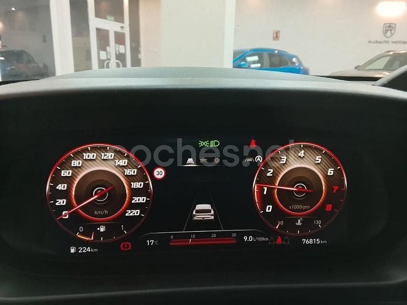 Usado Hyundai i20 100 CV (73 kW) 2024 Verde Berlina