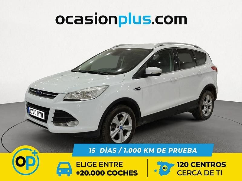 Usado Ford Kuga Trend 150 CV (110 kW) 2014 Blanco SUV