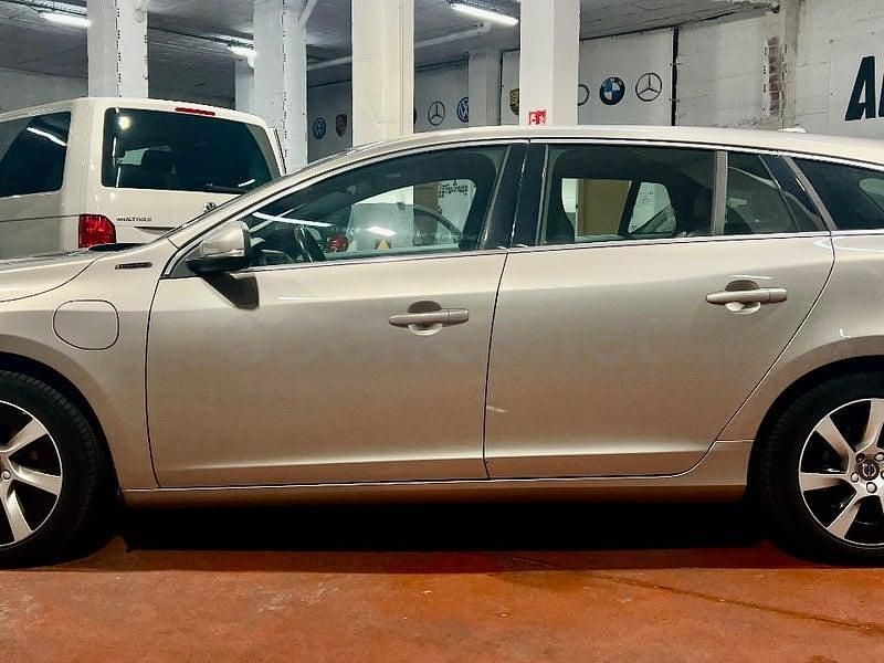 Käytetty Volvo V60 285 HP (209 kW) 2015 Harmaa Farmari