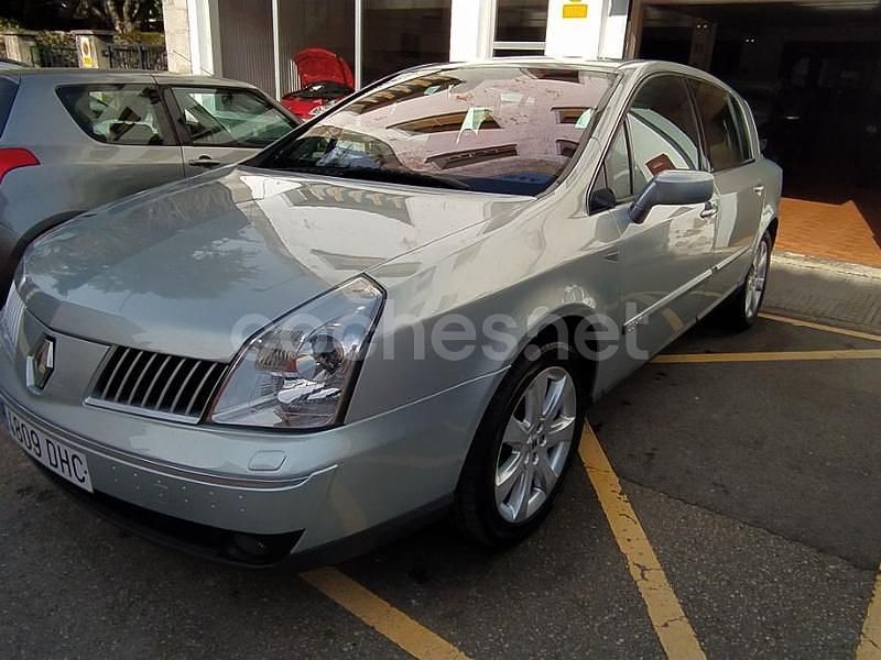 Gris / plata Usado 2005 Renault Vel Satis Privilege Utilitario | 5200 € - Imagen 1/4