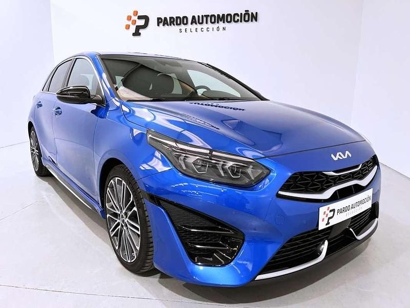 Azul Usado 2022 Kia Ceed GT GT-Line Utilitario | 19.900 € (Precio justo) - Imagen 1/4