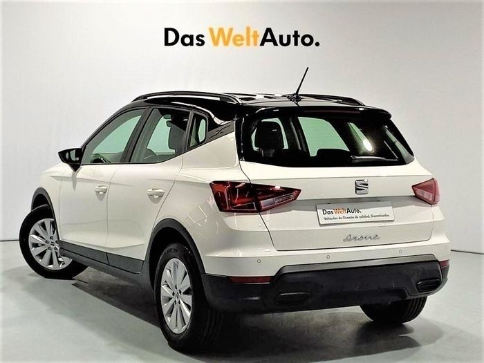 Blanco Usado 2024 Seat Arona Style SUV | 18.900 € (Precio justo) - Imagen 1/4