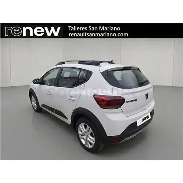 Usado Dacia Sandero Essentiel 101 CV (74 kW) 2021 Blanco Berlina