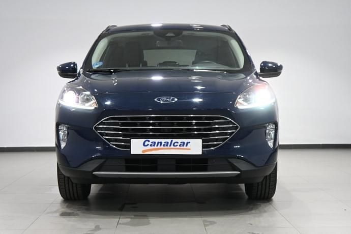 Usado Ford Kuga Titanium 225 CV (165 kW) 2022 Azul SUV