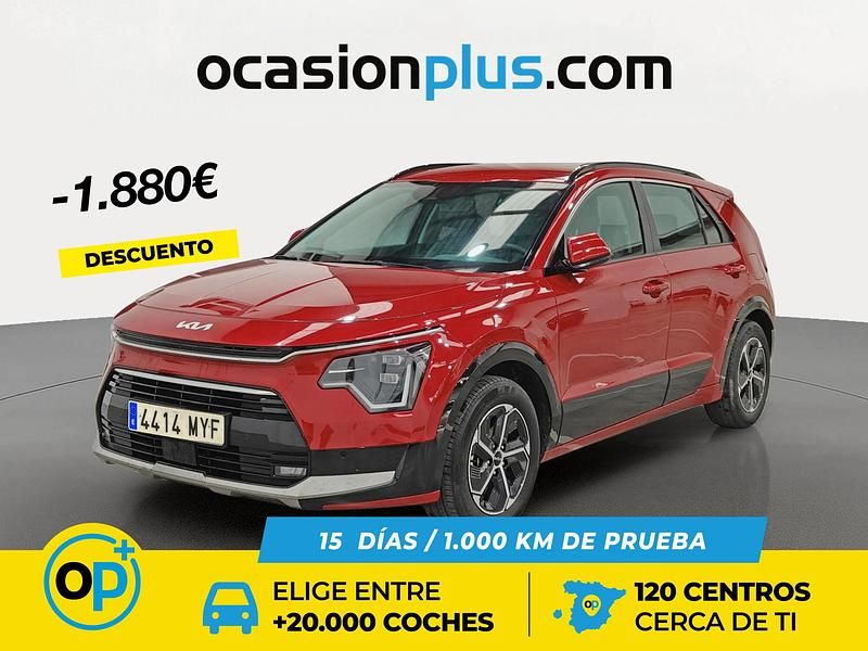Usado Kia Niro 141 CV (103 kW) 2025 Rojo SUV