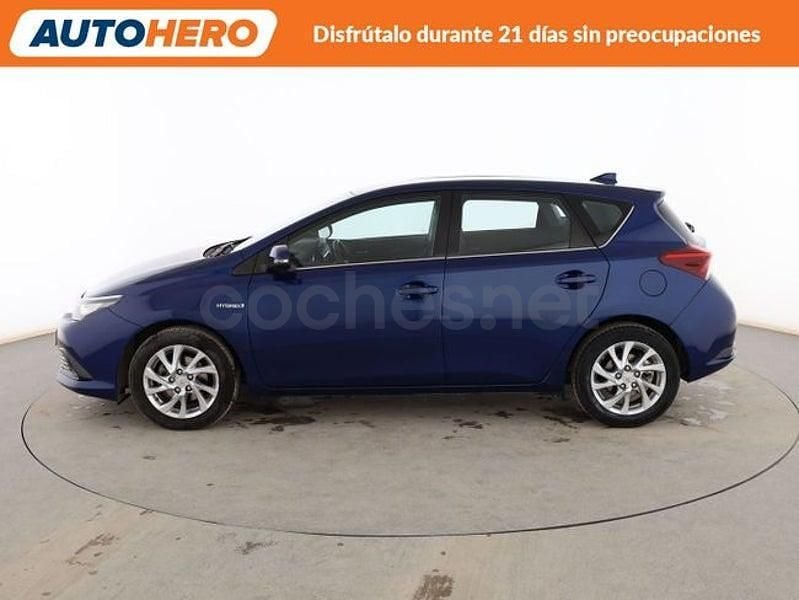 Usado Toyota Auris Hybrid Active 136 CV (100 kW) 2015 Azul Berlina
