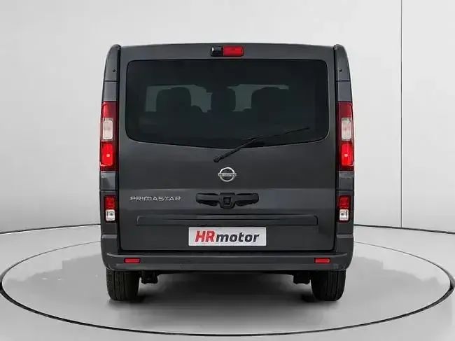 Usado Nissan Primastar Acenta 150 CV (110 kW) 2025 Gris Monovolumen