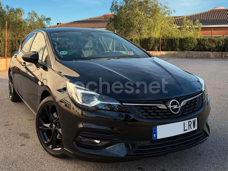 Usado Opel Astra Business Elegance 145 CV (106 kW) 2021 Negro Berlina