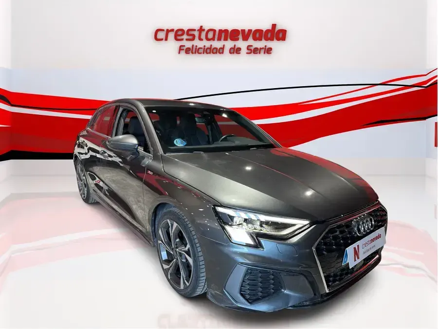 Usado Audi A3 Sportback e-tron S-Line 150 CV (110 kW) 2024 Gris / plata Utilitario