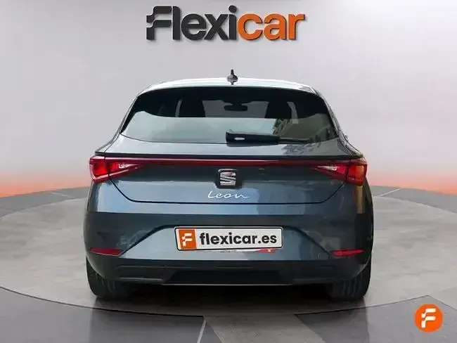 Usado Seat Leon 150 CV (110 kW) 2020 Gris Familiar