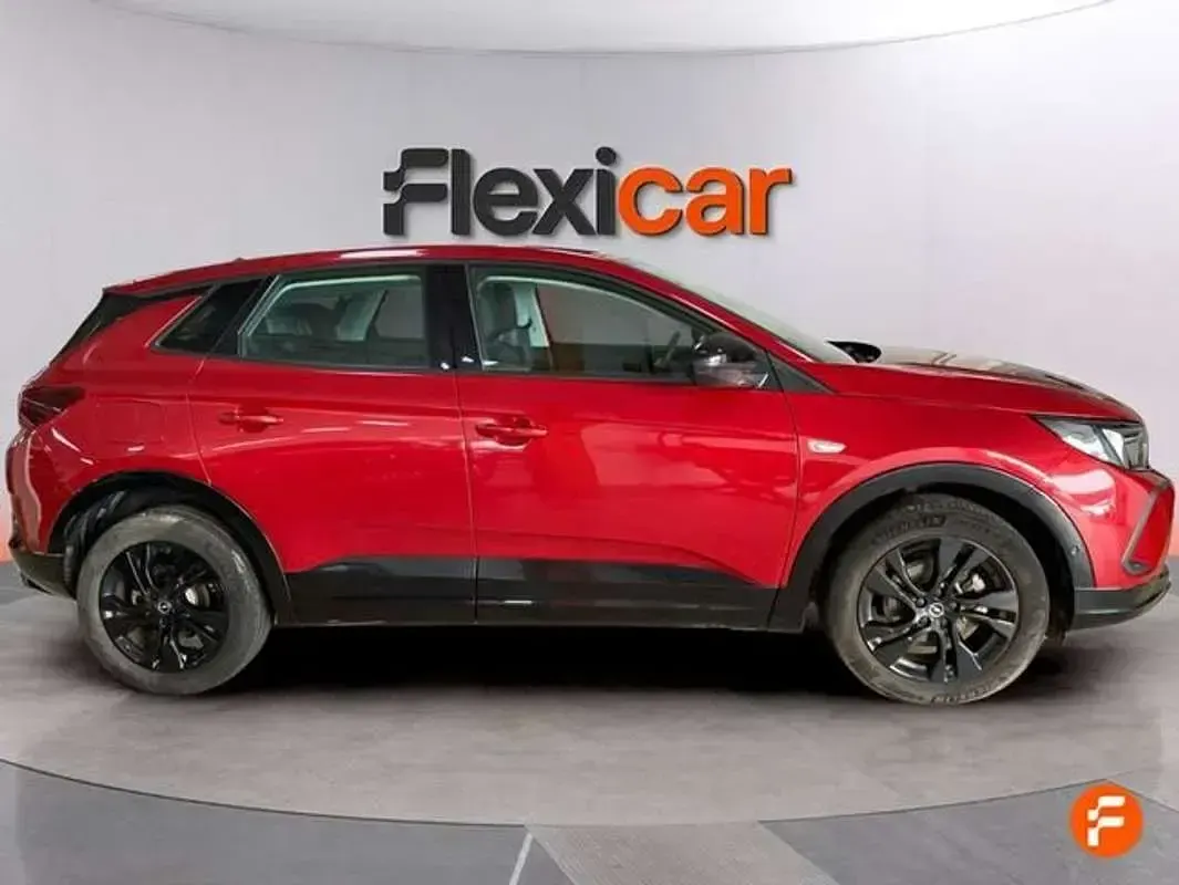 Usado Opel Grandland X S 131 CV (96 kW) 2024 Burdeos SUV