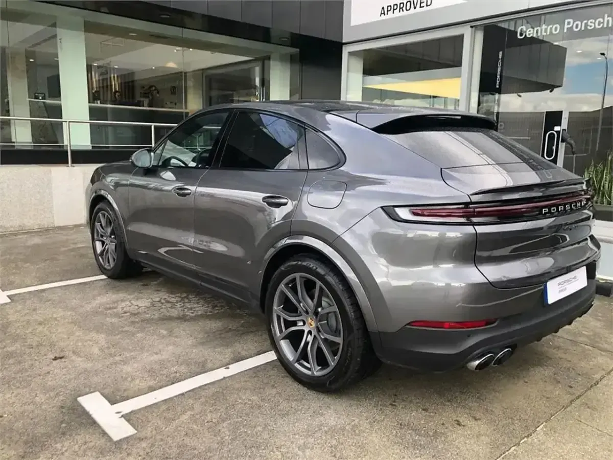 Brugt Porsche Cayenne 470 HK (345 kW) 2024 Grå SUV
