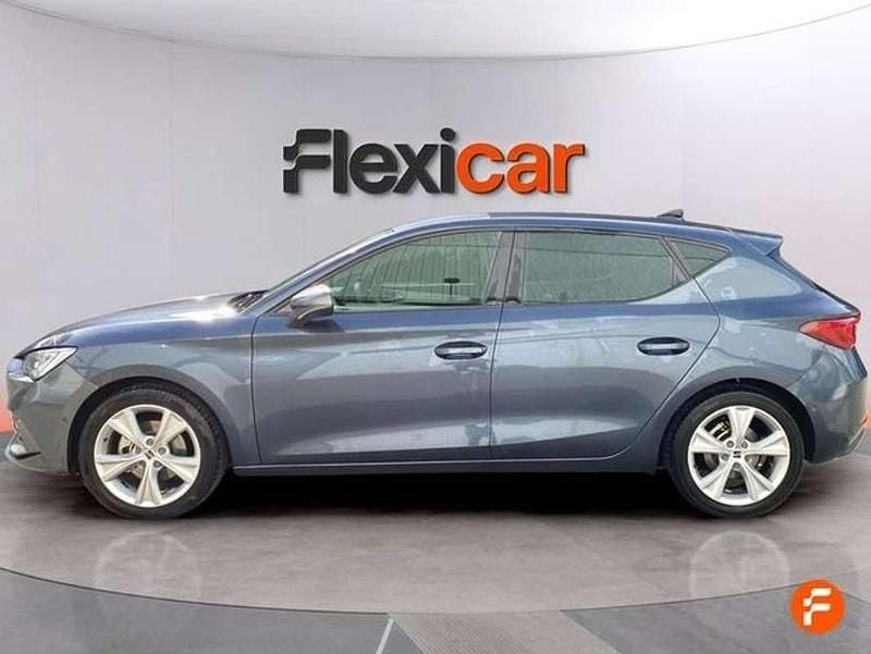 Usado Seat Leon FR 110 CV (80 kW) 2024 Gris Berlina