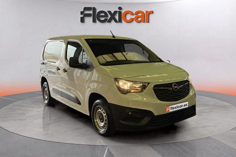 Usado Opel Combo Edition 102 CV (75 kW) 2022 Blanco Monovolumen