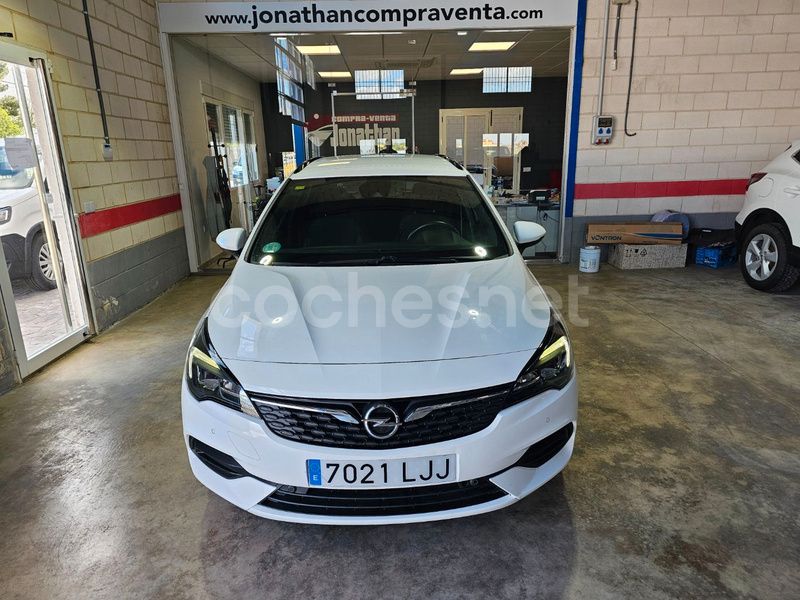 Usado Opel Astra GS Line 105 CV (77 kW) 2020 Blanco Familiar