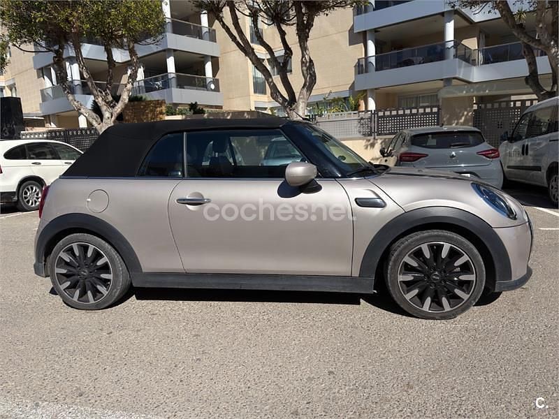 Usado Mini Cooper Cabriolet 136 CV (100 kW) 2022 Gris / plata Descapotable