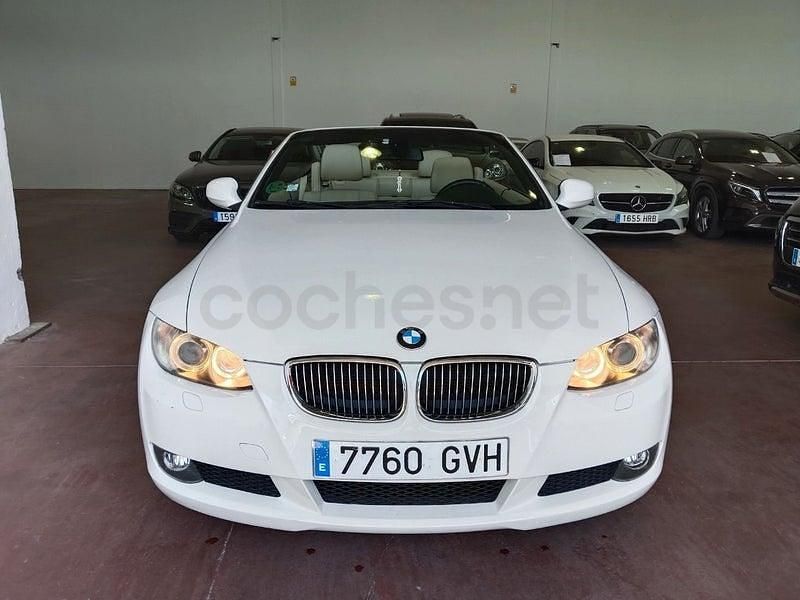 Usado BMW 325 Cabriolet 218 CV (160 kW) 2008 Blanco Descapotable