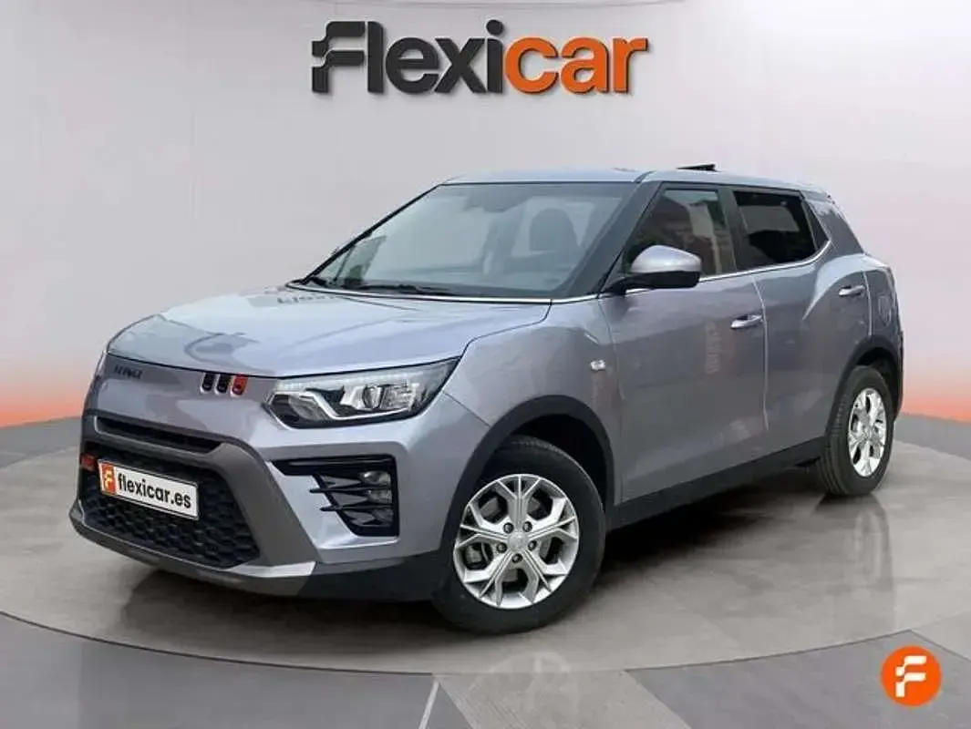 Usado SsangYong Tivoli 135 CV (99 kW) 2025 Gris SUV