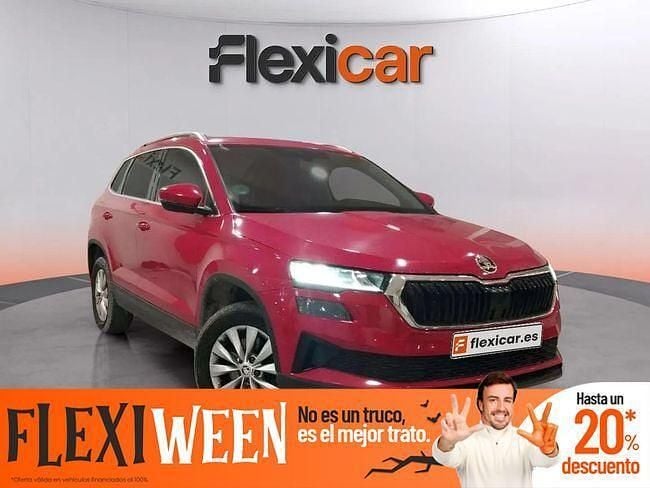 Rojo Usado 2023 Skoda Karoq Ambition SUV | 22.990 € (Precio justo) - Imagen 1/4