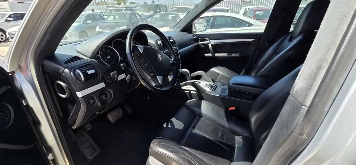 Usado Porsche Cayenne Turbo 450 CV (330 kW) 2003 Gris SUV
