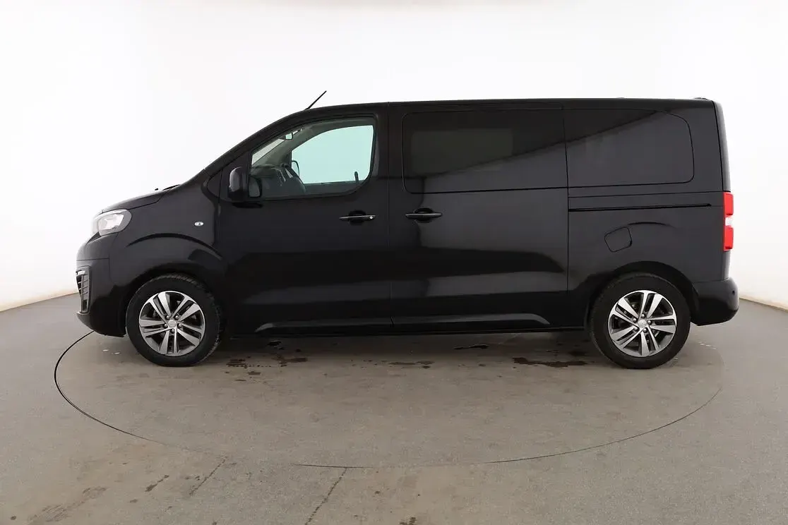 Usado Peugeot Traveller Active 150 CV (110 kW) 2018 Negro Monovolumen