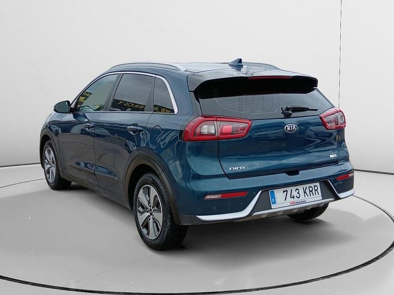 Usado Kia Niro 141 CV (103 kW) 2018 Azul SUV