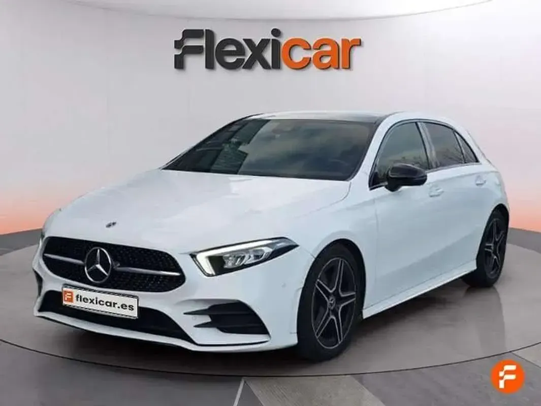 Usado Mercedes A180 109 CV (80 kW) 2019 Blanco Utilitario