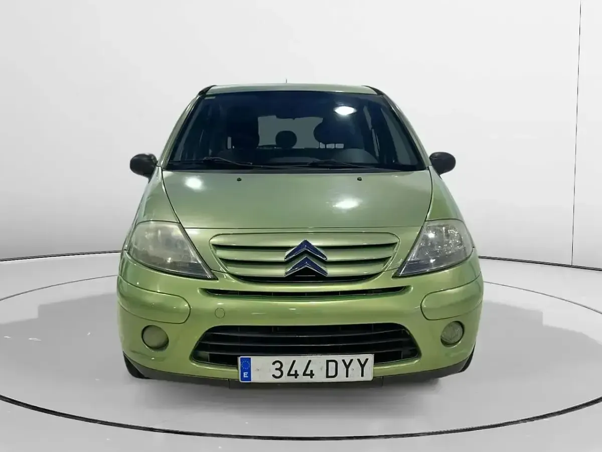 Usado Citroën C3 70 CV (51 kW) 2006 Verde Berlina