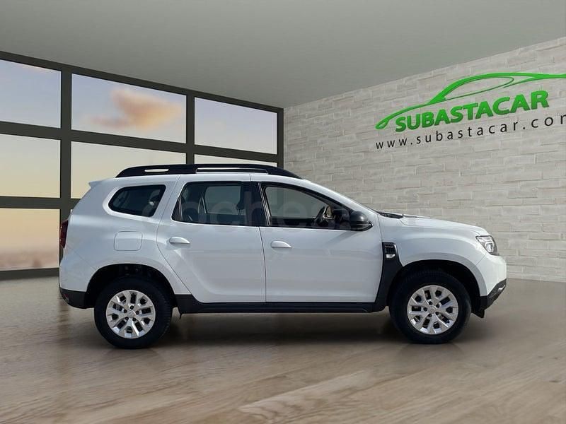 Usado Dacia Duster Comfort 115 CV (84 kW) 2022 Blanco SUV
