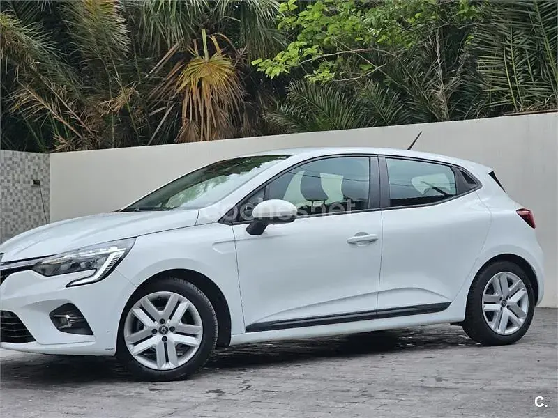 Usado Renault Clio V Intens 140 CV (102 kW) 2021 Blanco Berlina