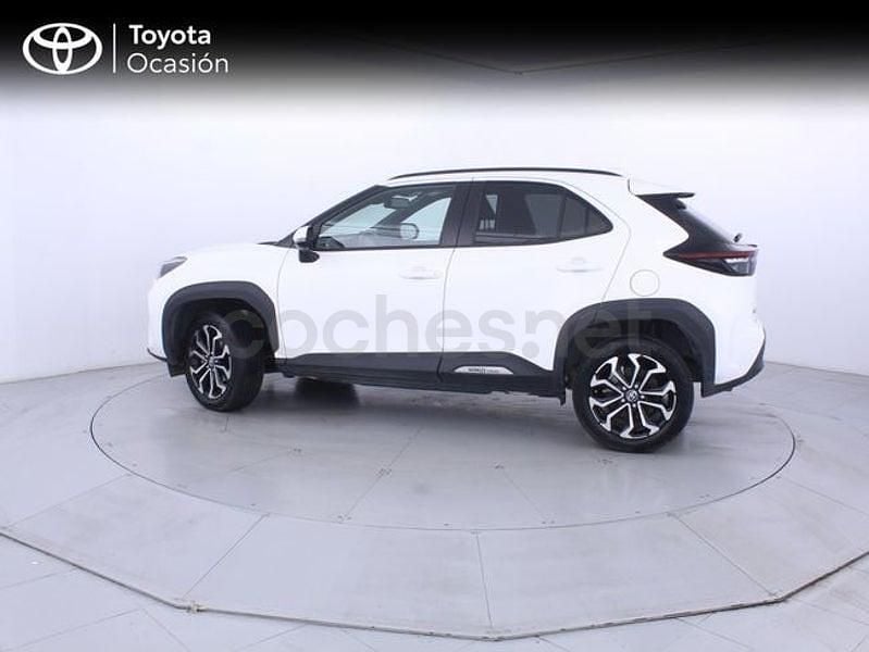 Usado Toyota Yaris Cross Active 116 CV (85 kW) 2025 Blanco SUV