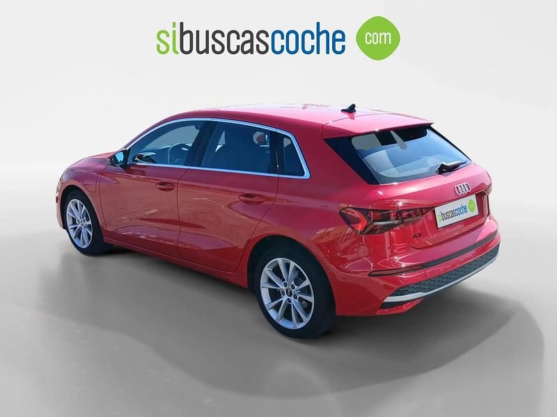 Usado Audi A3 Sportback e-tron Advanced 204 CV (150 kW) 2025 Rojo Utilitario
