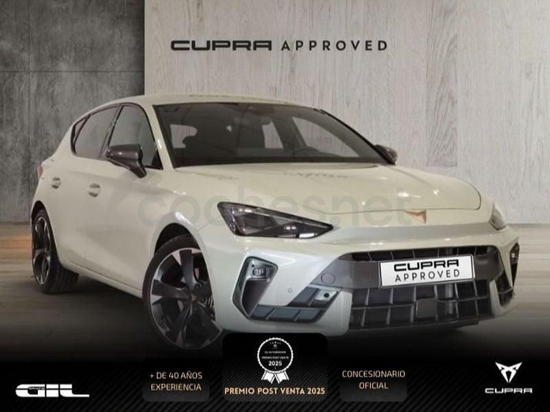 Usado Cupra Leon 150 CV (110 kW) 2024 Gris / plata Berlina
