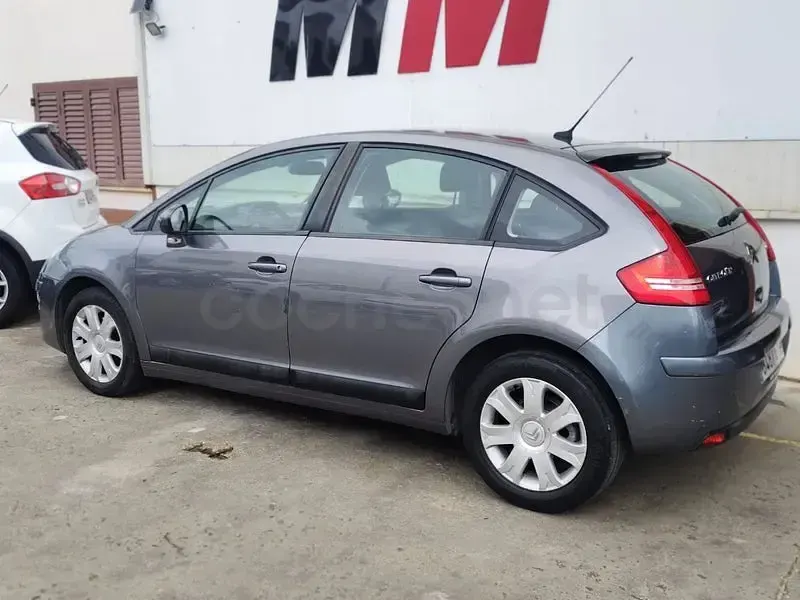 Usado Citroën C4 Exclusive 112 CV (82 kW) 2010 Gris / plata Berlina