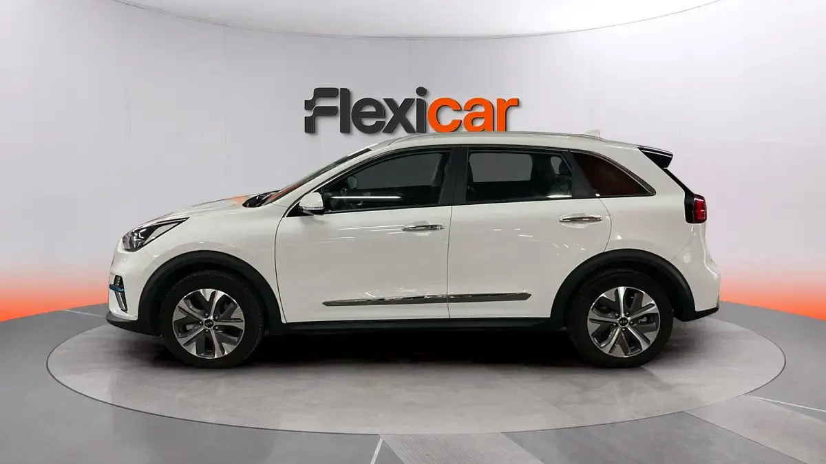 Usado Kia e-Niro 150 kW (204 CV) 2021 Blanco SUV