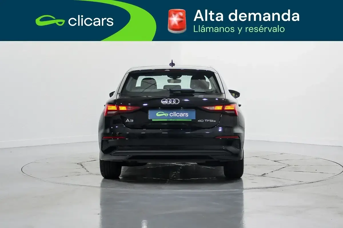 Usado Audi A3 Sportback e-tron Advanced 204 CV (150 kW) 2021 Negro Utilitario