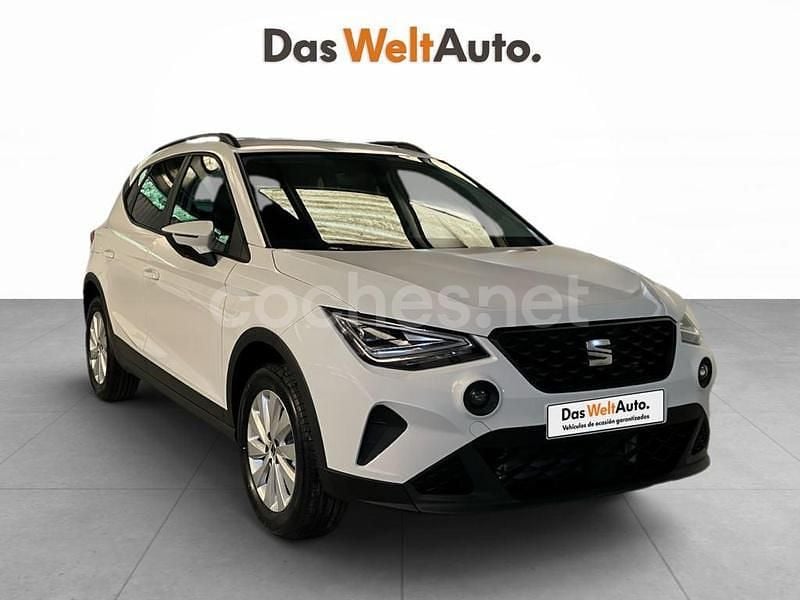 Blanco Usado 2023 Seat Arona Reference SUV | 17.490 € (Precio justo) - Imagen 1/4