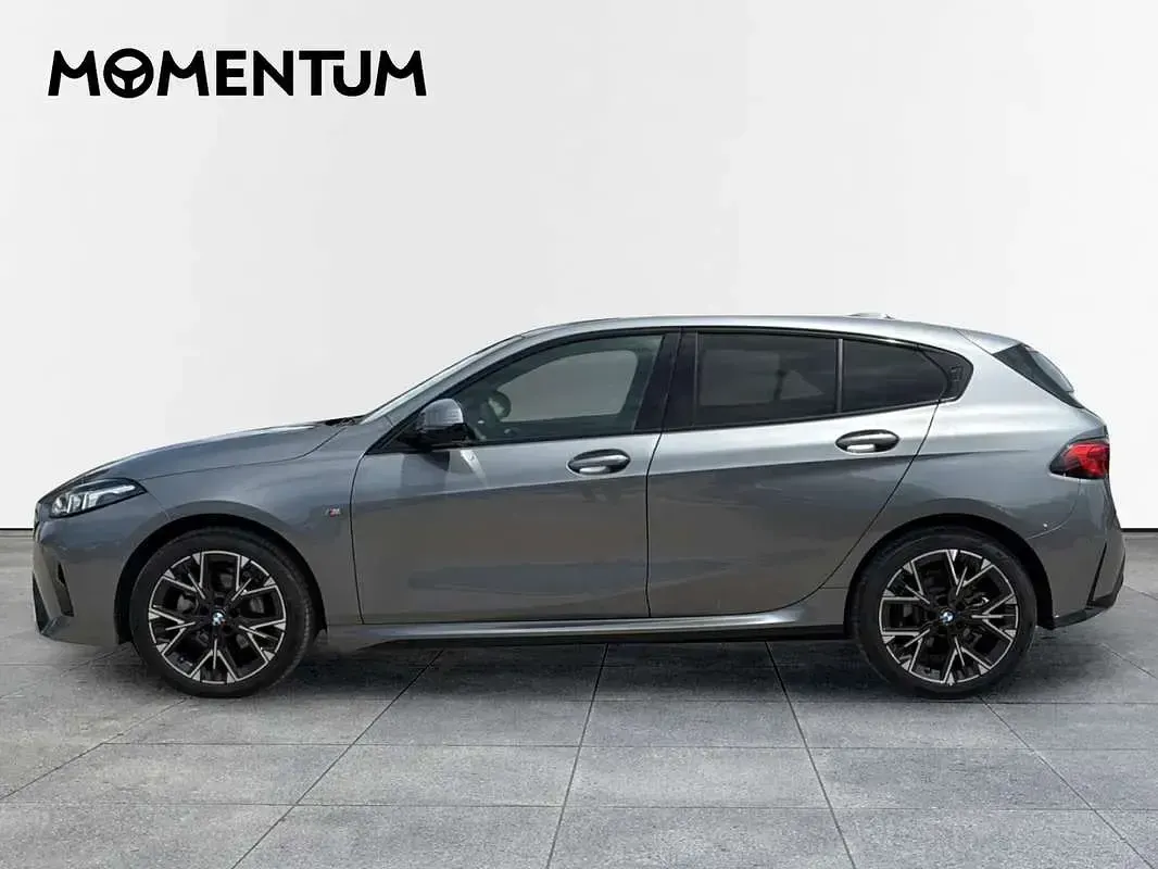 Usado BMW 116 122 CV (89 kW) 2025 Gris Utilitario