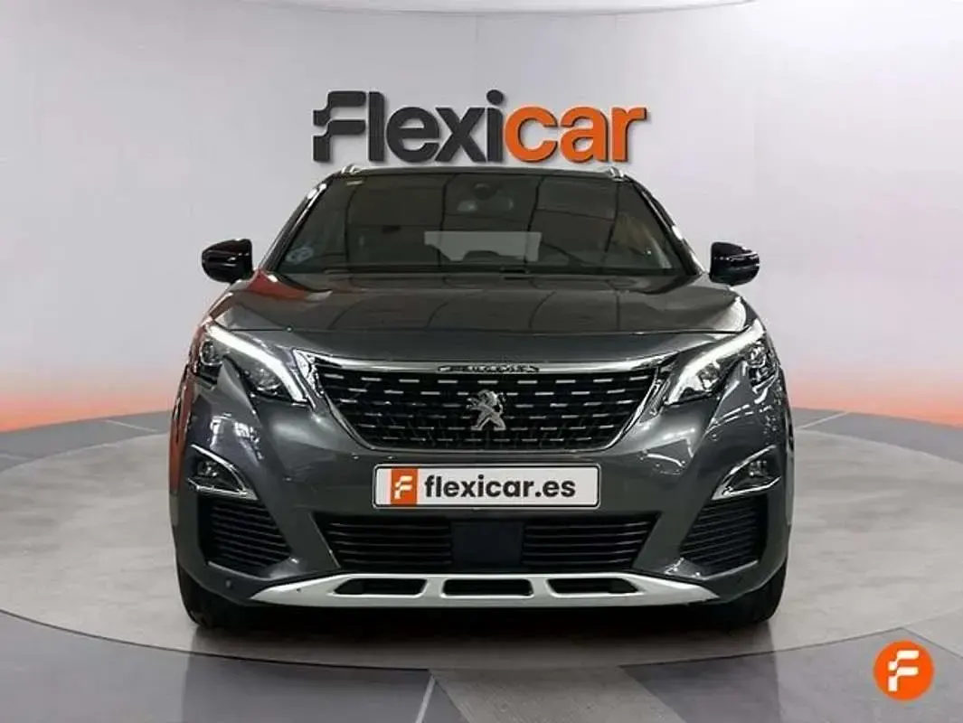 Usado Peugeot 5008 GT-line 131 CV (96 kW) 2020 Gris SUV