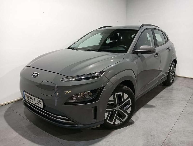 Usado Hyundai Kona 100 kW (136 CV) 2021 Gris SUV
