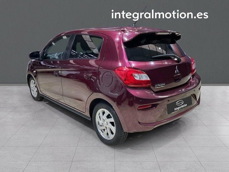 Usado Mitsubishi Space Star Motion 80 CV (58 kW) 2019 Rojo Berlina