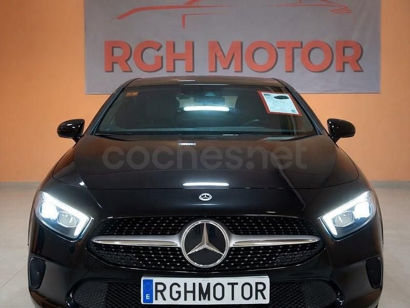 Usado Mercedes A250 218 CV (160 kW) 2021 Negro Berlina