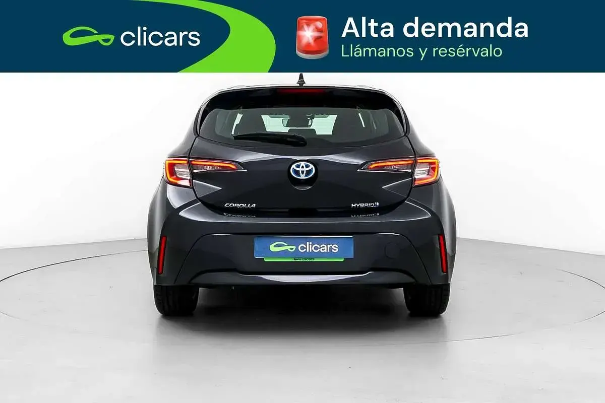 Usado Toyota Corolla Active 98 CV (72 kW) 2021 Negro Berlina
