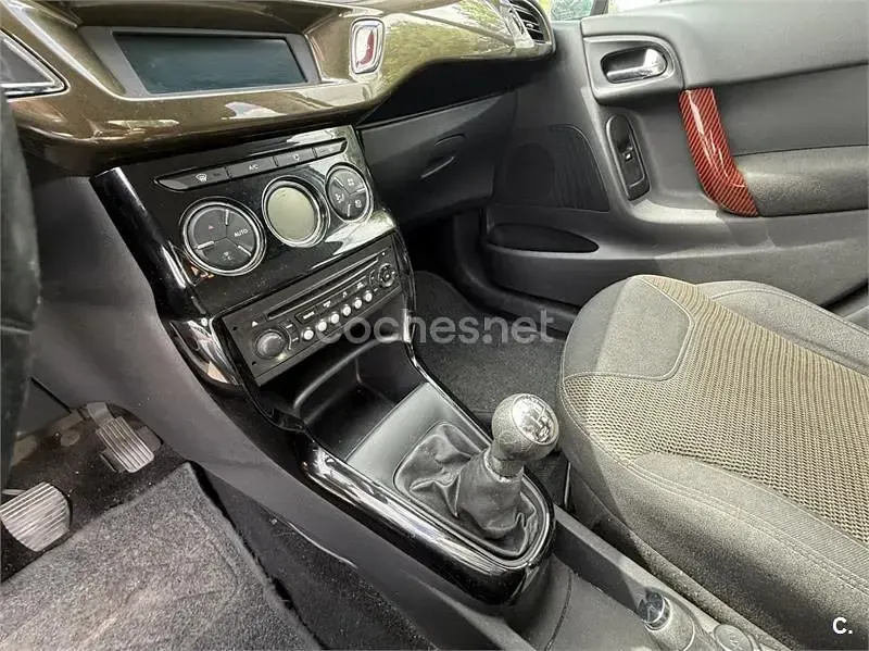 Usado Citroën C3 68 CV (50 kW) 2012 Blanco Berlina