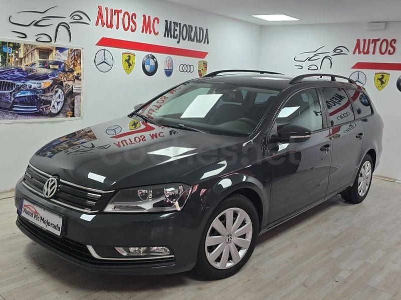 Usado VW Passat Advance 105 CV (77 kW) 2013 Negro Familiar