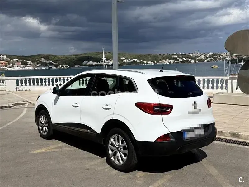 Usado Renault Kadjar Intens 130 CV (95 kW) 2016 Blanco SUV